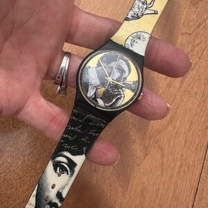VINTAGE Swatch Black and Gold Artistic Watch